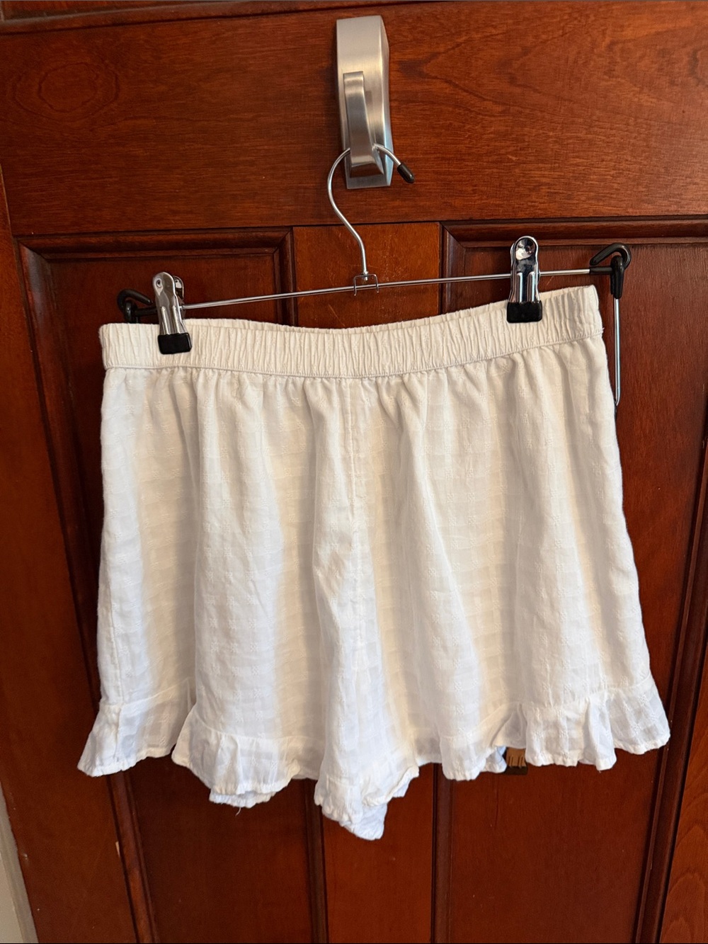 American Eagle Outfitters White Ruffle-Hem Shorts